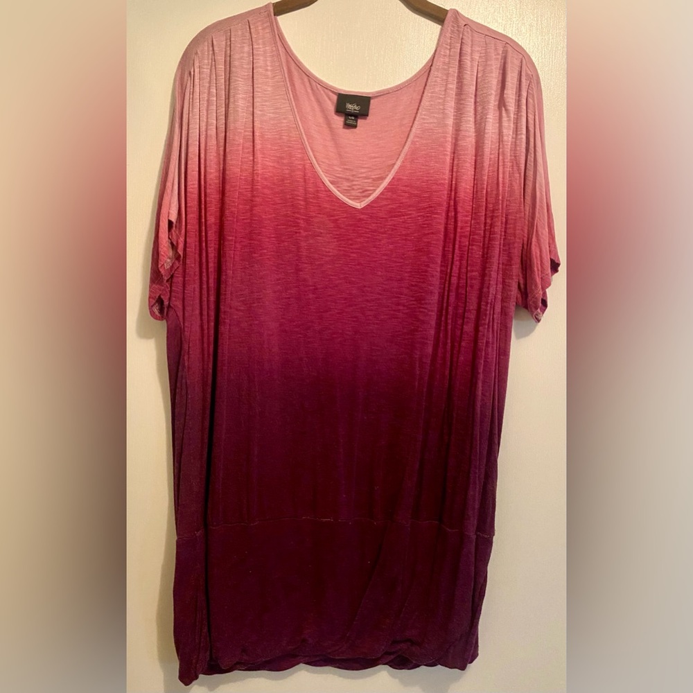 Massimo Gradient Pink V-Neck Tee